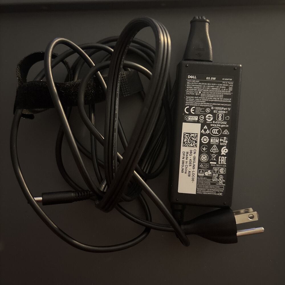 DELL AC Adapter Model LA65NS2-01